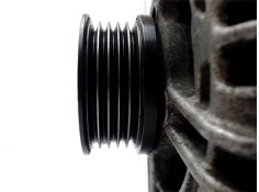 Recambio de alternador para opel corsa d 1.4 referencia OEM IAM 13222930 0124325171 