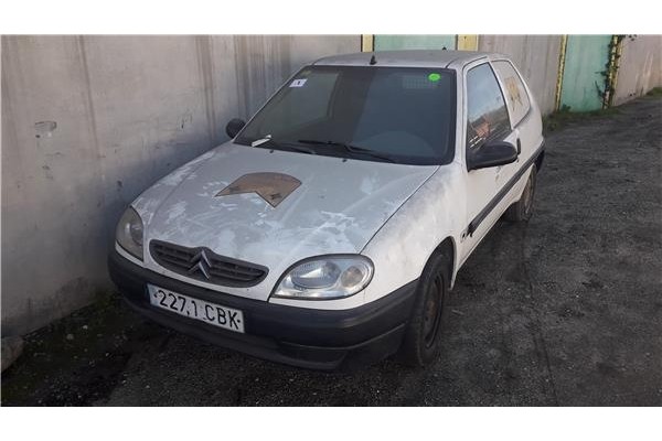citroen saxo (1996) del año 