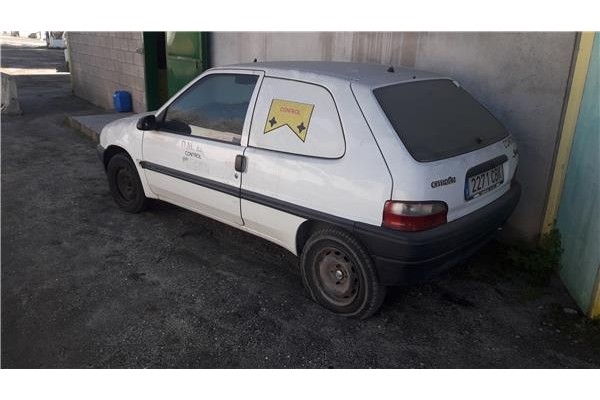 citroen saxo (1996) del año 