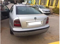 skoda octavia berlina (1u2) del año 1998