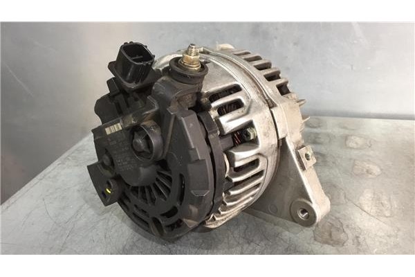 Recambio de alternador para toyota corolla (e12) 1.6 vvt-i referencia OEM IAM 270600D030B 0124315024 