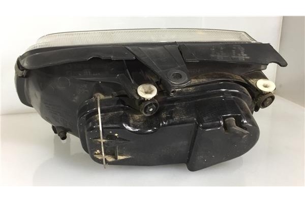 Recambio de faro delantero dcho para volkswagen polo berlina (6n2)(1999 ) 1.4 conceptline [1,4 ltr. - 44 kw] referencia OEM IAM 