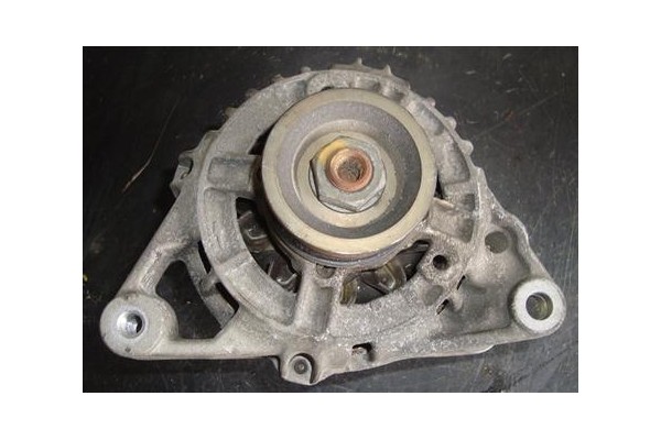 Recambio de alternador para audi a4 berlina (b5) 1.8 referencia OEM IAM 058903016A 0123320016 