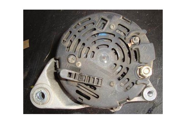 Recambio de alternador para audi a4 berlina (b5) 1.8 referencia OEM IAM 058903016A 0123320016 