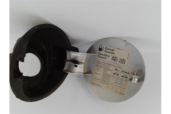 Recambio de tapa exterior combustible para skoda fabia (6y2/6y3) 1.9 sdi referencia OEM IAM 6Y6809857  