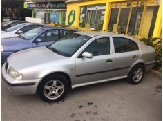 skoda octavia berlina (1u2) del año 1998
