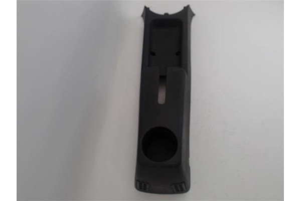 Recambio de embellecedor consola central para citroen berlingo 1.6 hdi 75 600 first furgón referencia OEM IAM 758911  