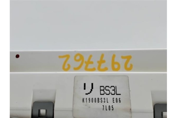 Recambio de mandos climatizador para mazda 3 sedán (bk) 1.6 referencia OEM IAM K19000BS3L BS3L 