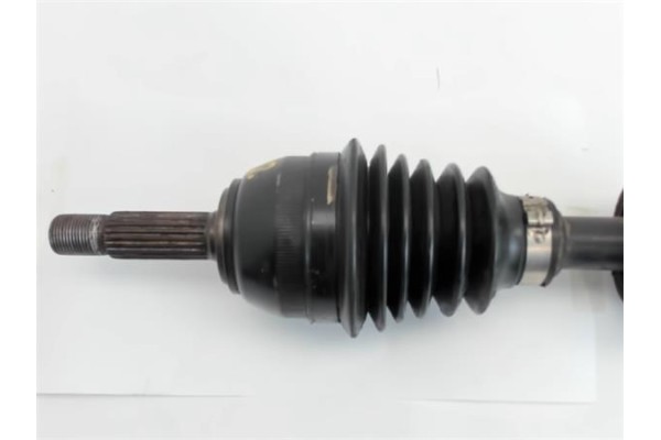Recambio de palier delantero derecho para renault clio i fase i / ii (b/c57) 1.2 (b/c/s572) referencia OEM IAM   