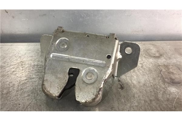 Recambio de cierre electromagnetico porton para mercedes-benz clase a (bm 168) 1.6 160 (168.033) referencia OEM IAM A1687400236 