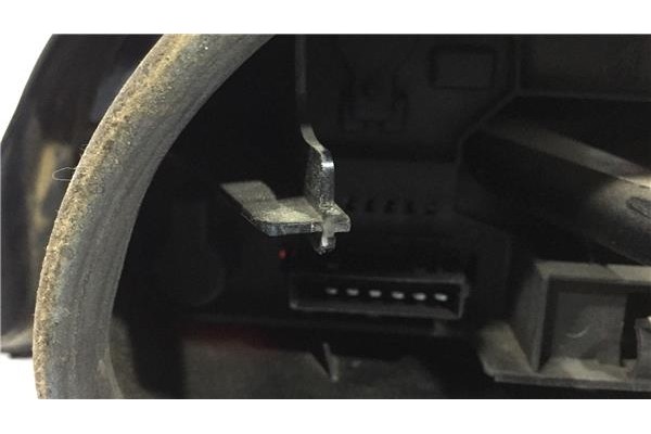 Recambio de piloto trasero izquierdo para citroen saxo (1996) 1.1 x [1,1 ltr. - 40 kw] referencia OEM IAM   