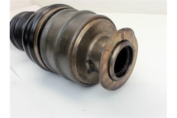 Recambio de palier delantero derecho para renault clio i fase i / ii (b/c57) 1.2 (b/c/s572) referencia OEM IAM   
