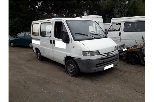 peugeot boxer (230) furgón techo elev. acristalado bat.2850mm del año 1997