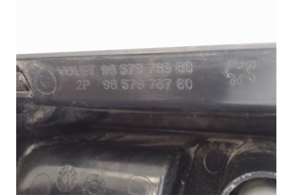 Recambio de piloto trasero derecho para citroen berlingo 1.6 hdi 75 600 first furgón referencia OEM IAM 6351Z0 9657976980 