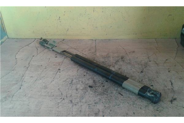 Recambio de amortiguador porton para renault scenic ii (jm) 1.9 exception 2009 referencia OEM IAM 8200130187  