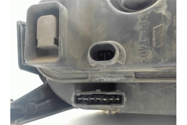 Recambio de faro delantero izquierdo para fiat ii punto (188) berlina referencia OEM IAM 46522720  