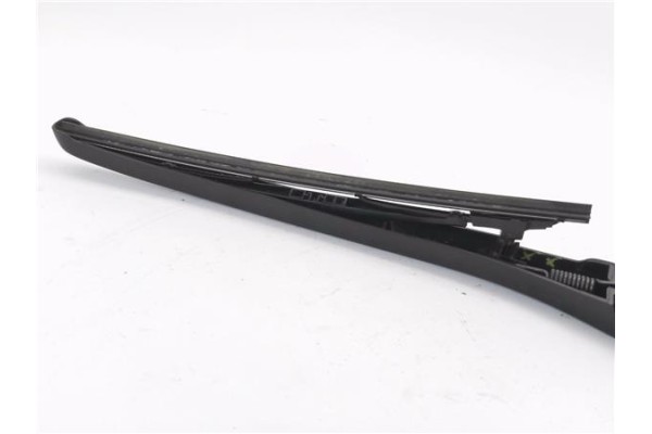 Recambio de brazo limpiaparabrisas trasero para bmw serie 3 touring (e46) 2.2 320i referencia OEM IAM 61628220830  