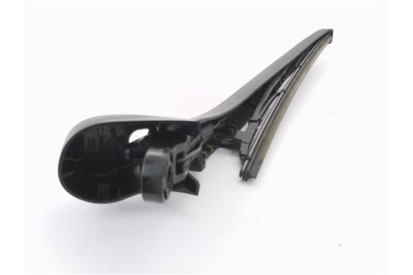 Recambio de brazo limpiaparabrisas trasero para bmw serie 3 touring (e46) 2.2 320i referencia OEM IAM 61628220830  