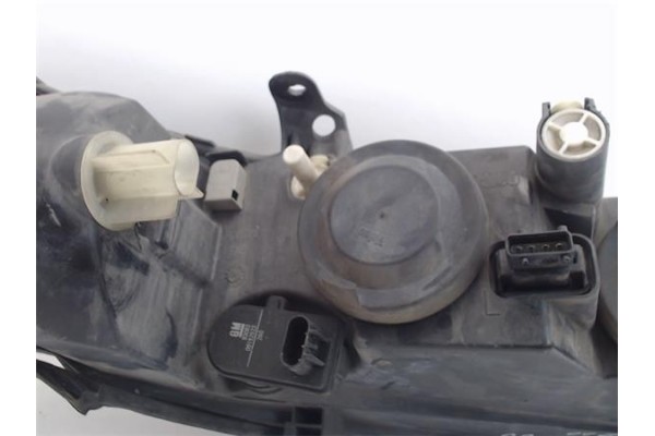 Recambio de faro delantero izquierdo para opel vectra b berlina referencia OEM IAM 9119525  
