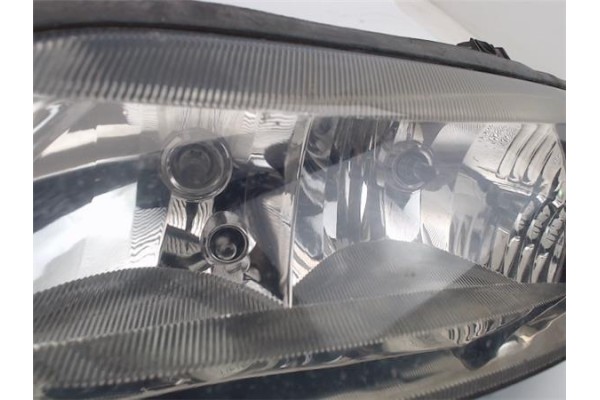 Recambio de faro delantero izquierdo para opel vectra b berlina referencia OEM IAM 9119525  