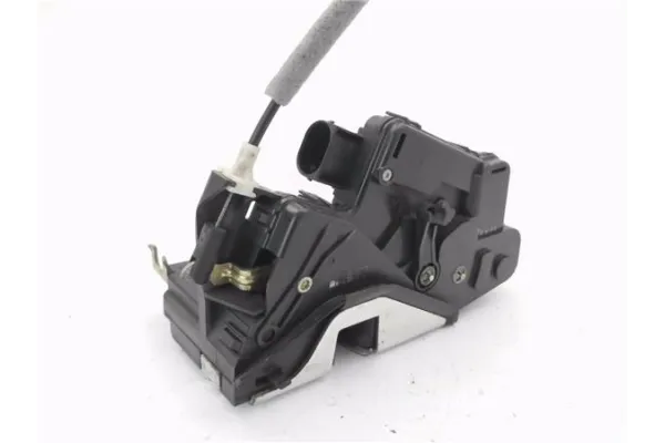 Recambio de cierre electromagnetico trasero derecho para bmw serie 3 touring (e46) 2.2 320i referencia OEM IAM 51227011246  