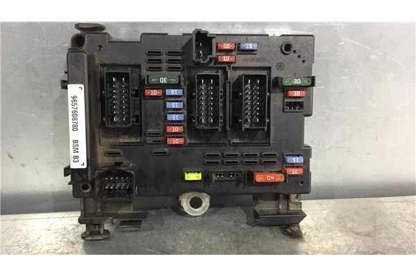 Recambio de caja fusibles/rele para peugeot 307 (3a/c) 1.4 hdi referencia OEM IAM 9657608780 50751338 