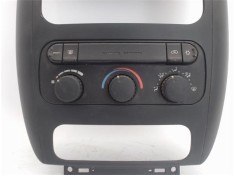 Recambio de embellecedor consola central para chrysler voyager (rg) referencia OEM IAM 05009180AA  