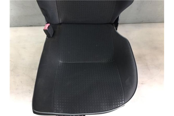 Recambio de asientos traseros para peugeot partner combispace (5f) 2.0 hdi referencia OEM IAM 8904VA 8880HK 