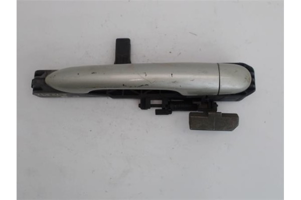 Recambio de maneta exterior delantero derecha para renault laguna ii (bg0) 2.0 dci (bg1t) referencia OEM IAM 8200452520 242421 