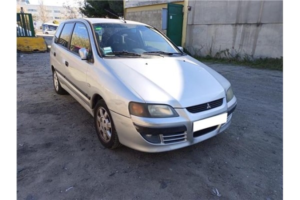 mitsubishi space star (dg0) del año 2004 mitsubishi space star (dg0) del año 2004