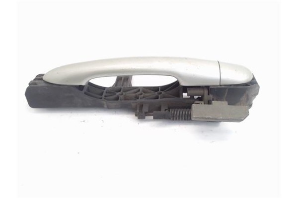 Recambio de maneta exterior trasero derecha para renault laguna ii (bg0) 2.0 dci (bg1t) referencia OEM IAM 8200452520 242421 