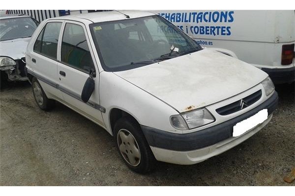 citroen saxo (1996) del año 