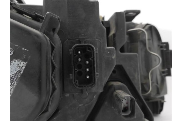Recambio de faro delantero izquierdo para bmw serie x3 (e83) 3.0d referencia OEM IAM 63123418411  