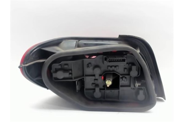 Recambio de piloto trasero derecho para citroen xsara berlina referencia OEM IAM 6351J5 2202363 25340801 , CITROËN