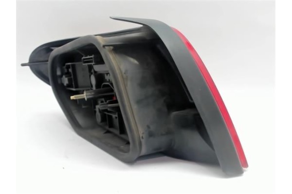 Recambio de piloto trasero derecho para citroen xsara berlina referencia OEM IAM 6351J5 2202363 25340801 , CITROËN