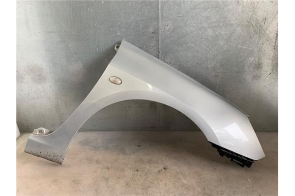 Recambio de aleta delantero derecha para peugeot 307 (3a/c) 2.0 hdi 90 referencia OEM IAM 7841N7  