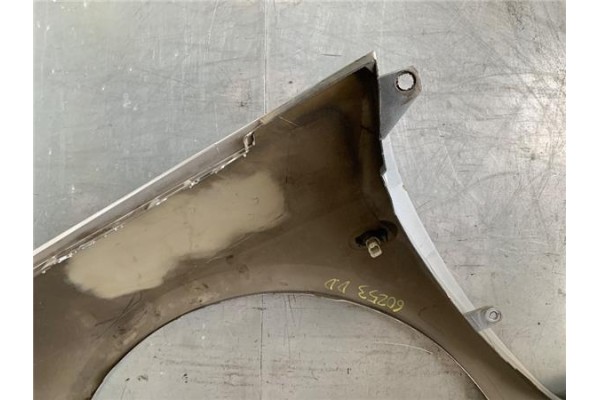 Recambio de aleta delantero derecha para peugeot 307 (3a/c) 2.0 hdi 90 referencia OEM IAM 7841N7  