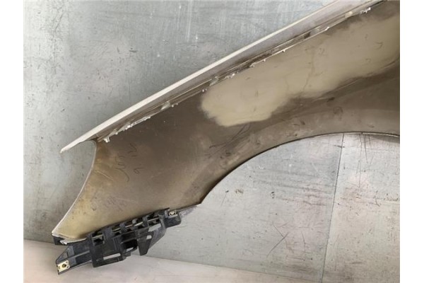 Recambio de aleta delantero derecha para peugeot 307 (3a/c) 2.0 hdi 90 referencia OEM IAM 7841N7  
