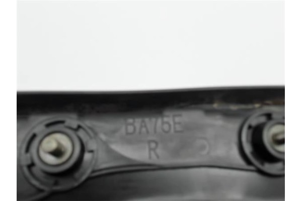 Recambio de piloto porton trasero derecho para nissan almera (n15)(1995) 1.4 referencia OEM IAM BA75E  