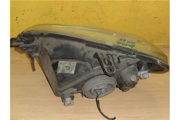 Recambio de faro delantero dcho para citroen saxo 1.5 d referencia OEM IAM 9636331680  