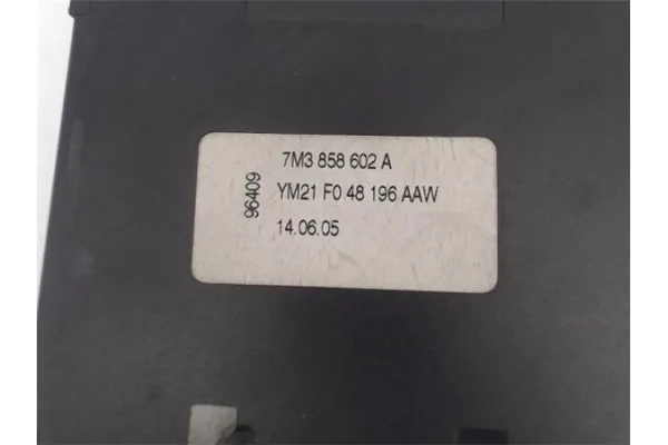 Recambio de portaobjetos consola central para seat alhambra (7v9) referencia OEM IAM 7M3858602A  