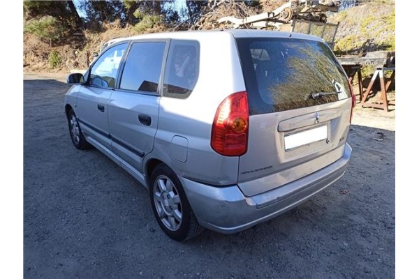 mitsubishi space star (dg0) del año 2004 mitsubishi space star (dg0) del año 2004