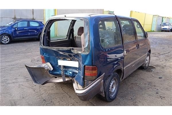 nissan serena (c23m) del año 1996