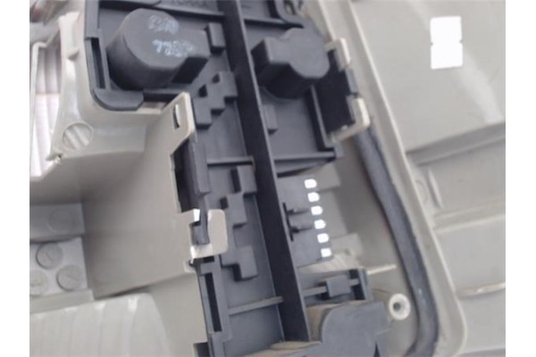 Recambio de piloto trasero izquierdo para opel astra f berlina referencia OEM IAM   