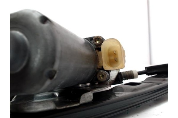 Recambio de mecanismo elevalunas delantero izquierdo para bmw serie 3 berlina (e46) 2.0 320d referencia OEM IAM 676283620630 119