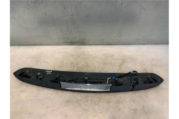 Recambio de aleron trasero para citroen c4 berlina 1.6 hdi referencia OEM IAM 8742Q8  