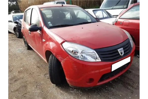 dacia sandero i del año 2010
