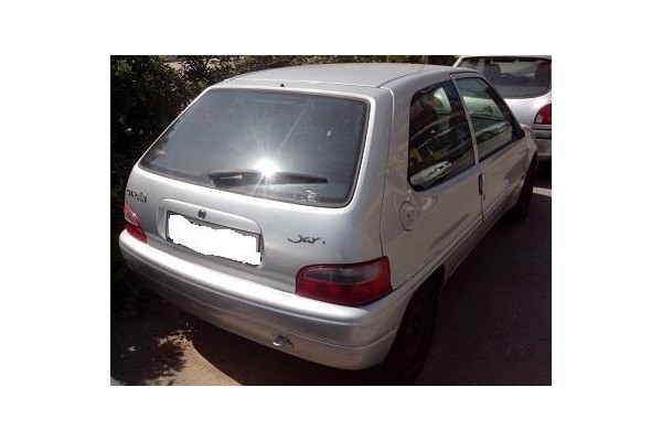 citroen saxo (1996) del año 