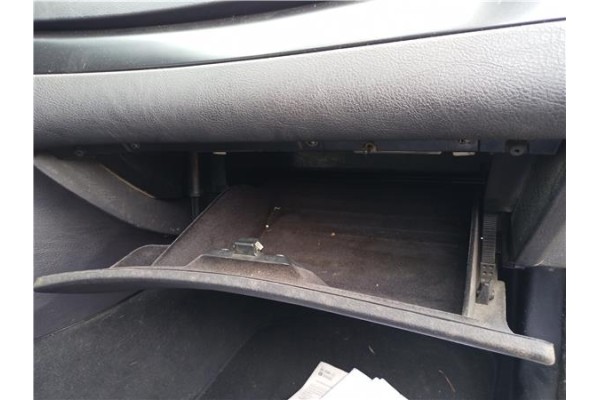 Recambio de guantera salpicadero para bmw serie 3 touring (e46) 2.2 320i referencia OEM IAM 51167141581  