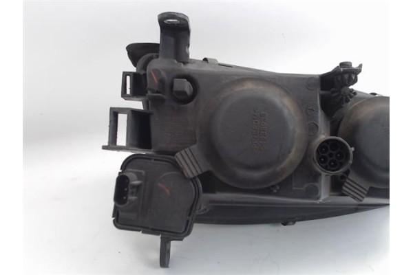 Recambio de faro delantero izquierdo para opel vectra b berlina referencia OEM IAM 54532889  